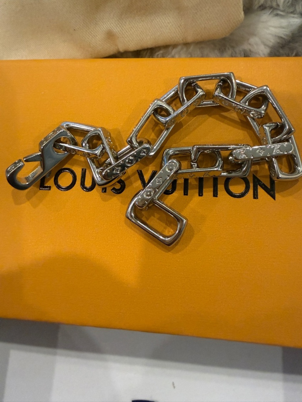 Louis Vuitton Silver-Tone Signature Link Bracelet - Picture 5 of 6